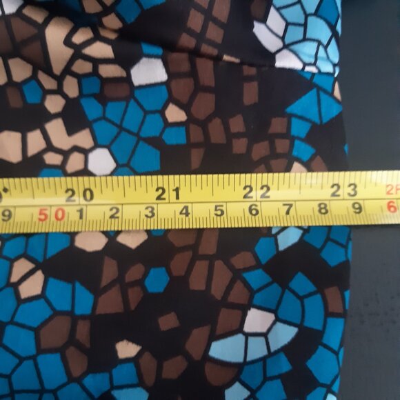 Laura Studio SZ18 Satin Finish Geometric Button Up Women's Shirt, Blues & Browns - Picture 11 of 15